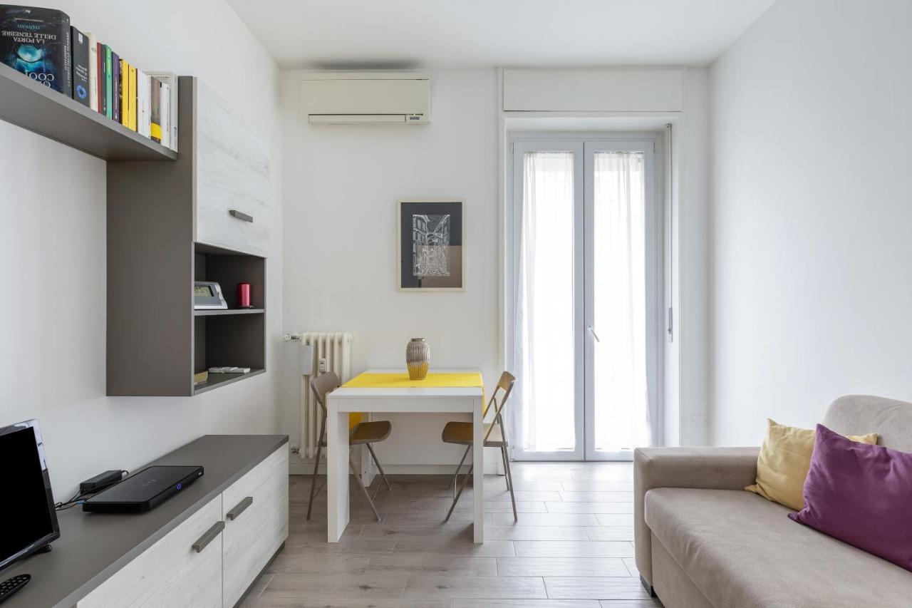Piazza De Angeli M1 Comfortable Flat With Balcony Milan Extérieur photo