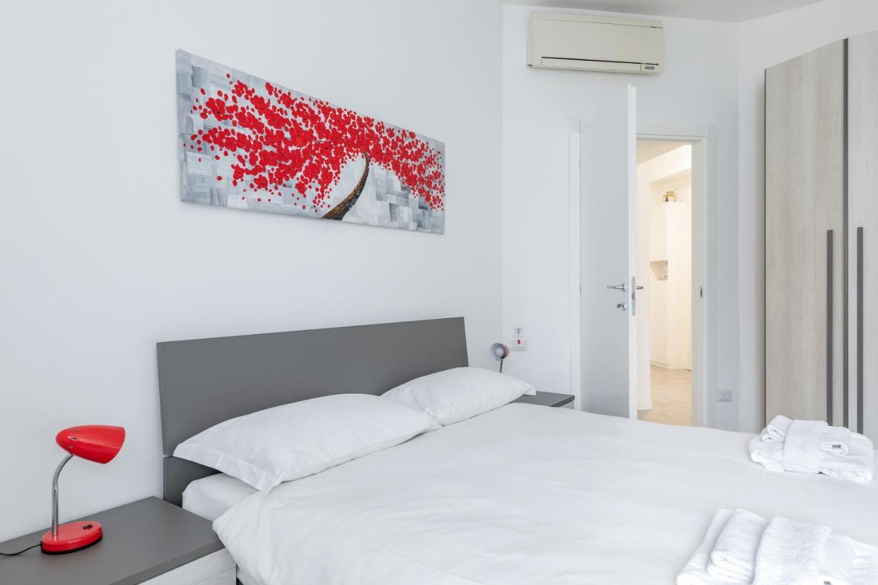 Piazza De Angeli M1 Comfortable Flat With Balcony Milan Extérieur photo
