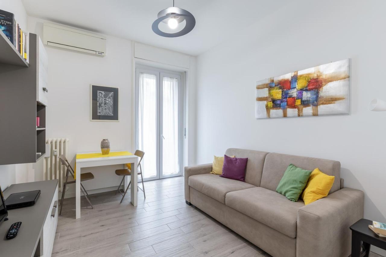 Piazza De Angeli M1 Comfortable Flat With Balcony Milan Extérieur photo