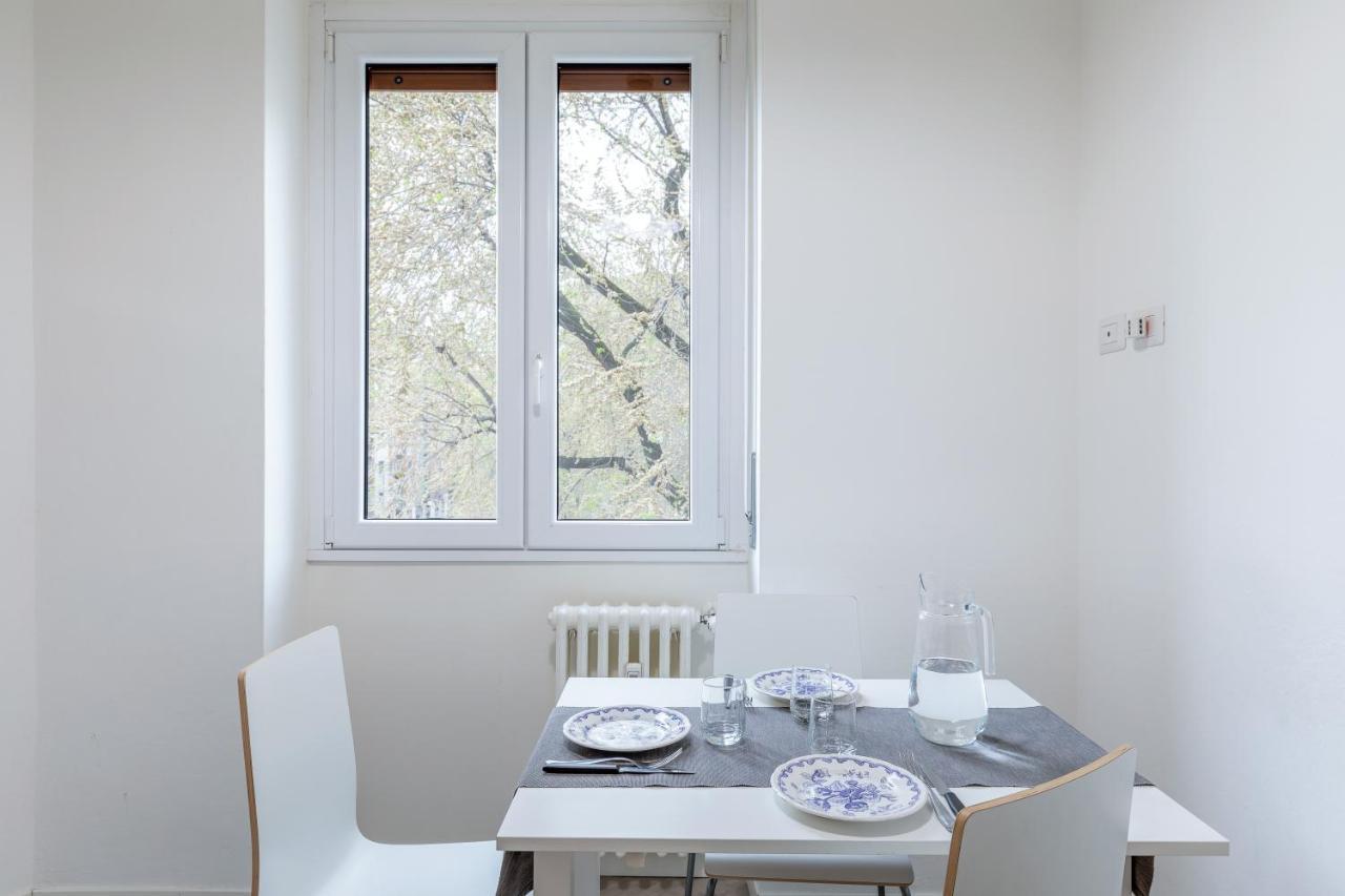 Piazza De Angeli M1 Comfortable Flat With Balcony Milan Extérieur photo