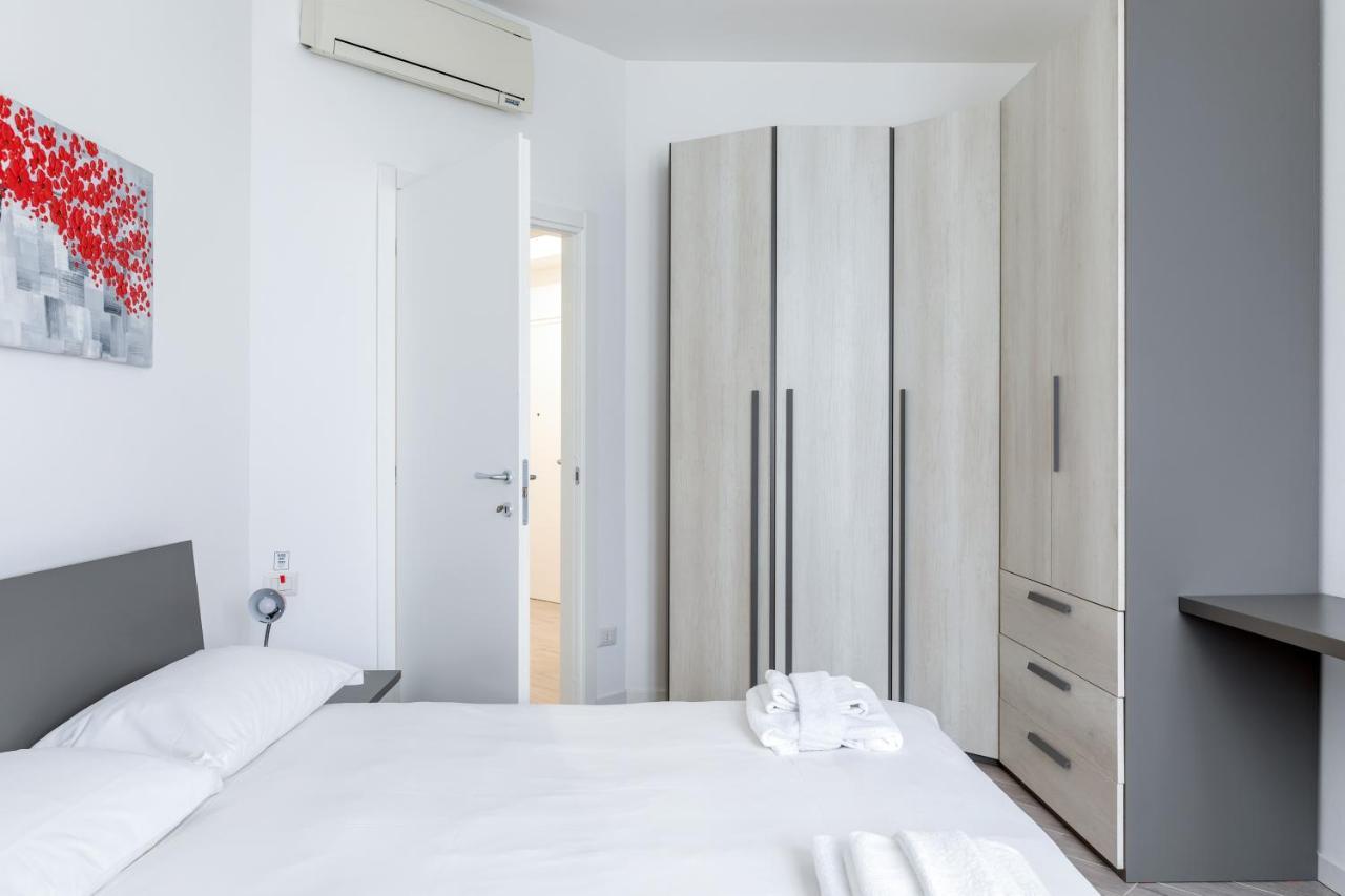Piazza De Angeli M1 Comfortable Flat With Balcony Milan Extérieur photo